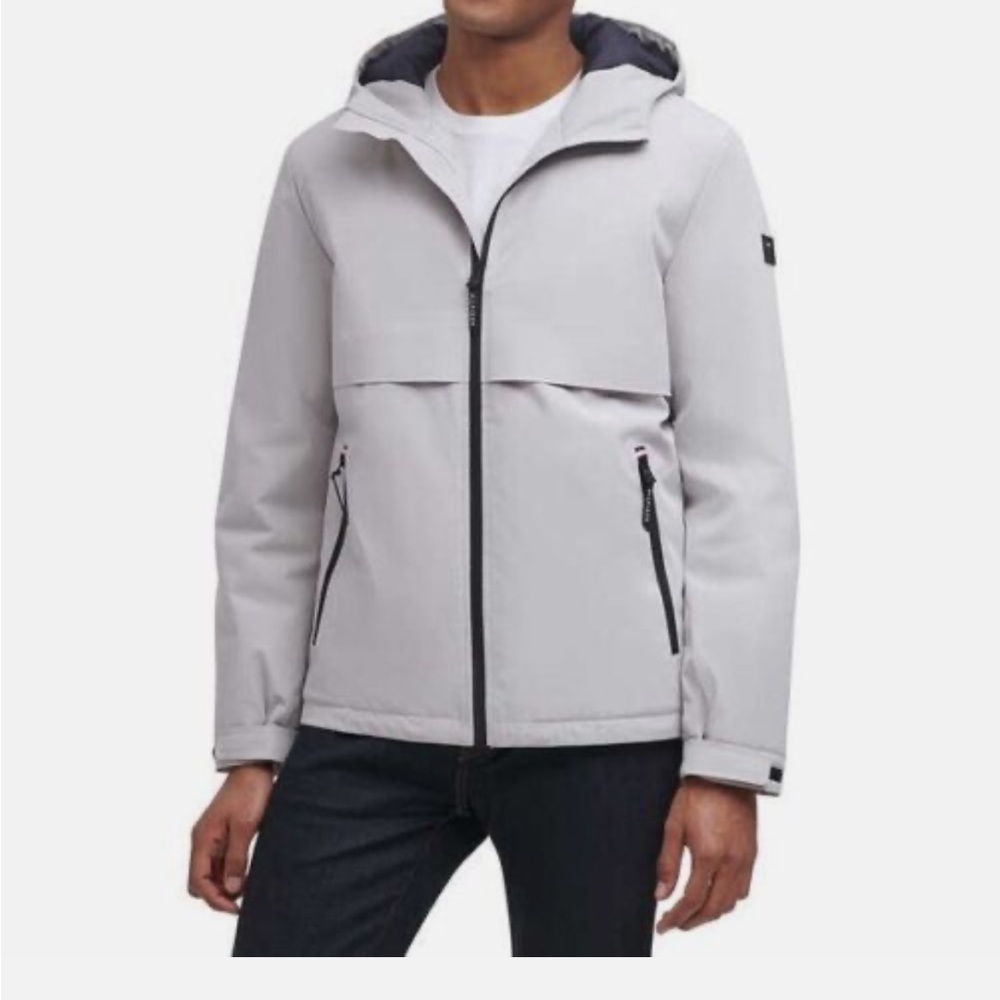 NWOT Tommy Hilfiger Gray Hooded Water/Wind Resistant Jacket - Size M